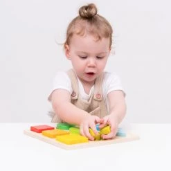 New Classic Toys Houten Geometrische Vormenpuzzel 13 New Classic Toys Houten Geometrische Vormenpuzzel -Exporteren puzzels winkel 550x545 5