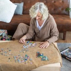 Merkloos Wasgij Destiny 20 De Speelgoedwinkel! Puzzel - 1000 Stukjes -Exporteren puzzels winkel 550x825 2